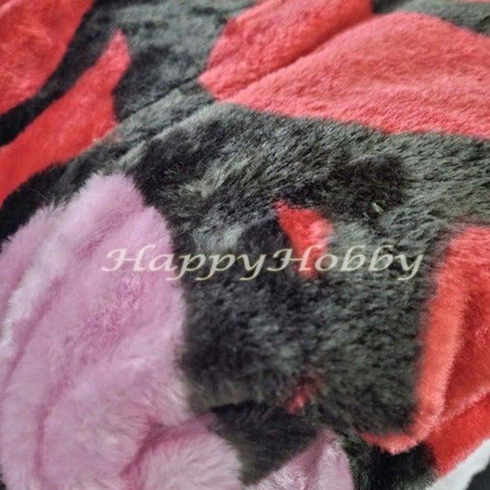 Hello Kitty Twin / Full Raschel Blanket Ribbons - Picture 4 of 4